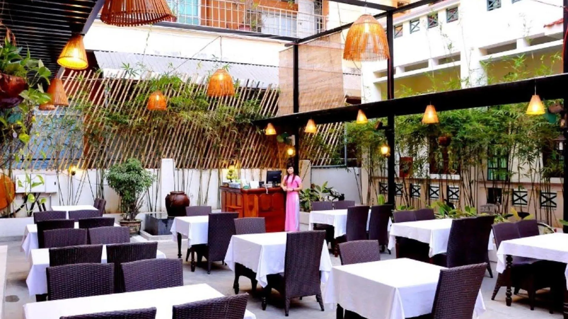 **  Oyo 381 Tuyet Mai Hotel Nha Trang Vietnam