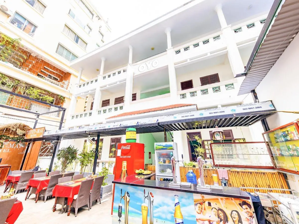 **  Oyo 381 Tuyet Mai Hotel Nha Trang Vietnam